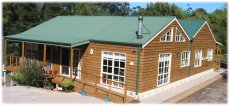 Wattletree Cottage : Phone Number: 0400 822 766